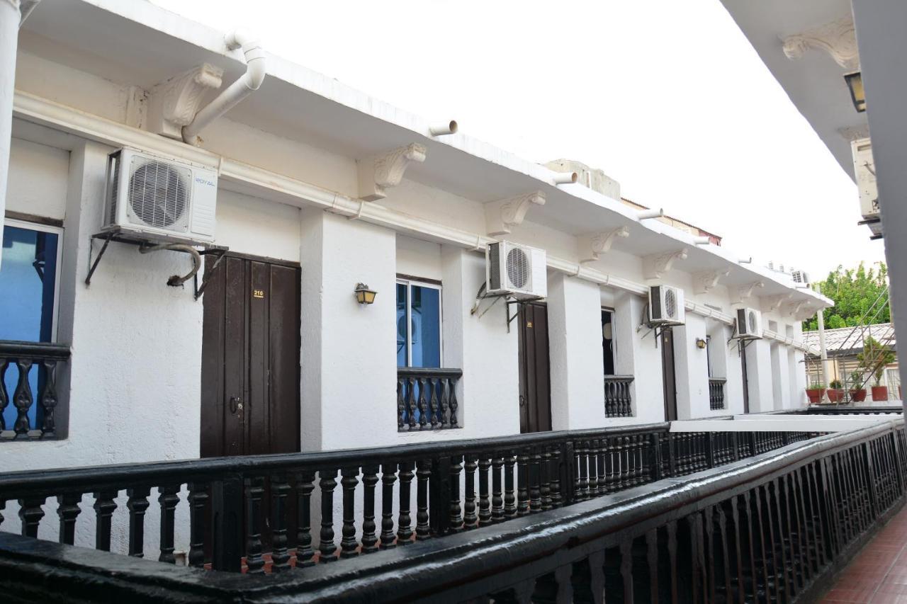 Hotel Andalucia Inn Santa Marta  Exterior foto